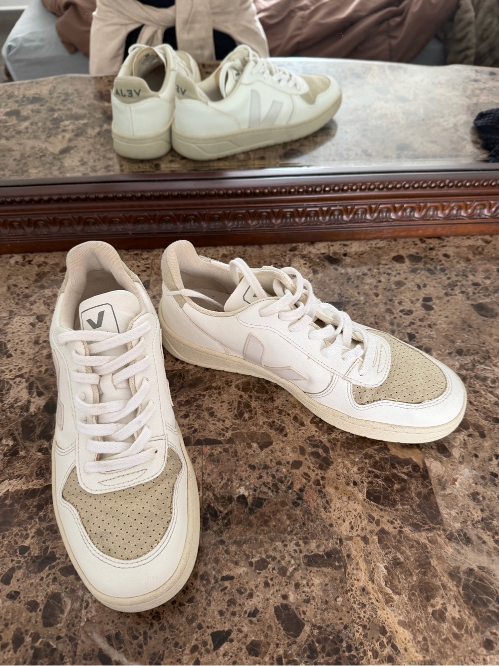 Veja Sneakers in White and Beige Suede